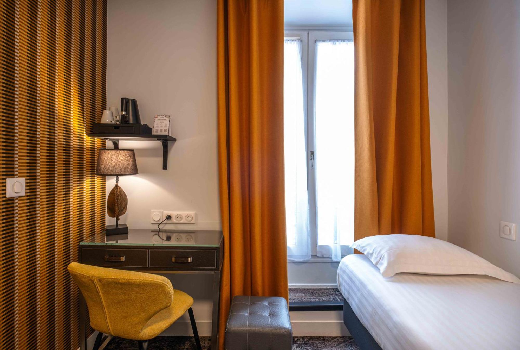 Marena 3* París